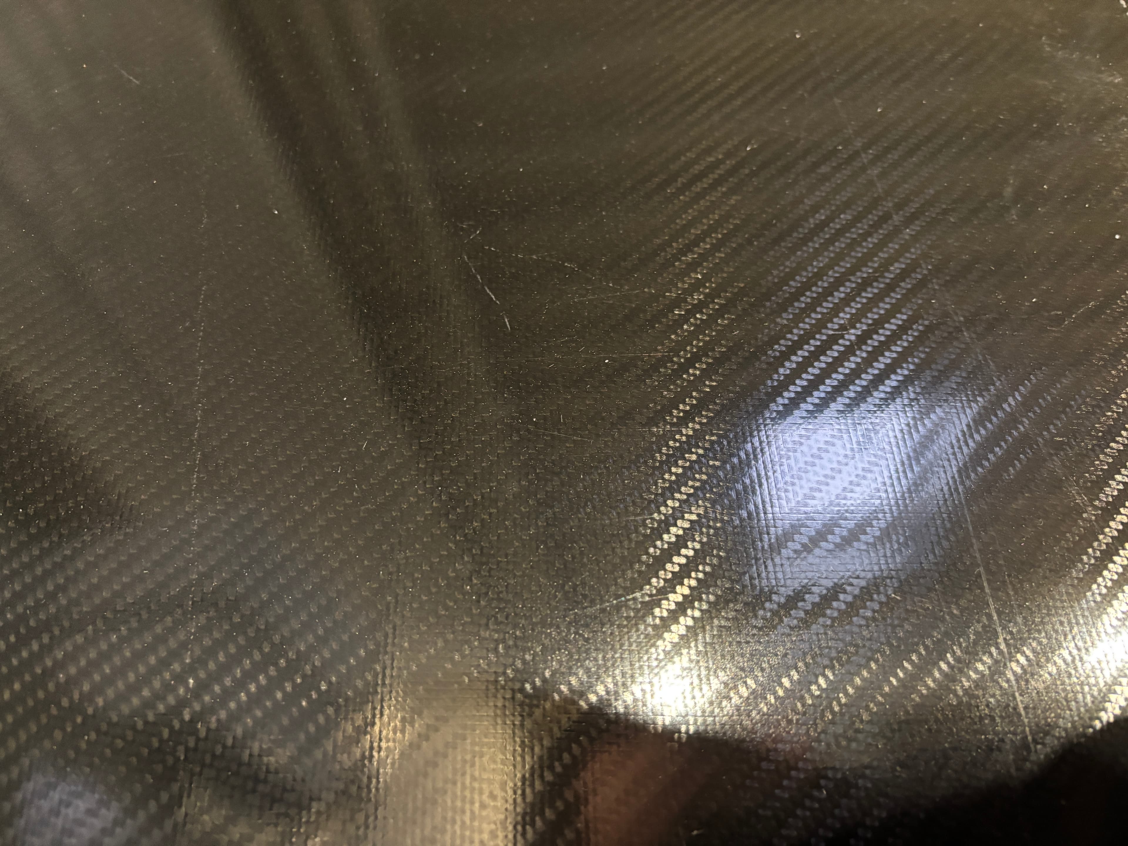 Glas in Köperbindung